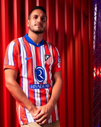 atletico_madrid_24_25_nike_home_kit_b.jpg