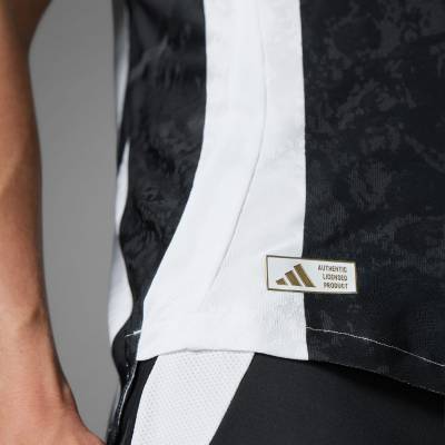 juventus_24_25_adidas_home_kit_i1.jpg