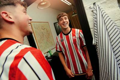 sheffield_united_24_25_errea_home_kit_04.jpg