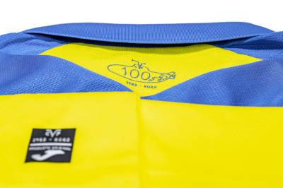 villarreal_2023_joma_centenary_shirt_09.jpg