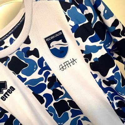 pescara_calcio_2022_2023_special_edition_shirt_d.jpeg