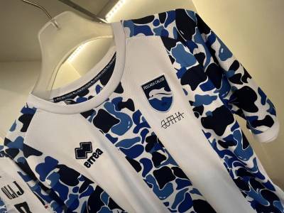 pescara_calcio_2022_2023_special_edition_shirt_e.jpeg