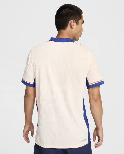 chelsea_24_25_nike_away_kit_02.jpeg