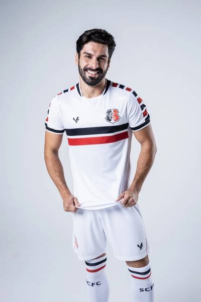 santa_cruz_2023_away_kit_d.jpg