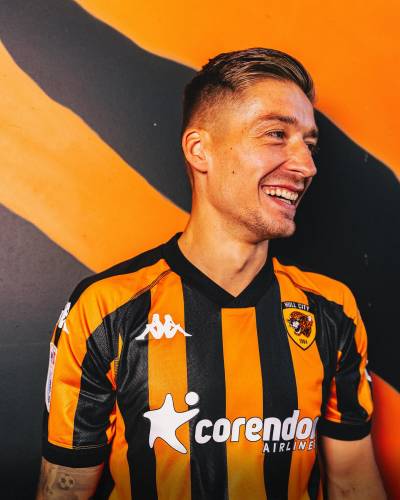 hull_city_24_25_kappa_home_kit_b.jpg