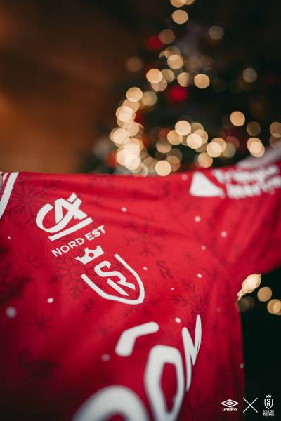 stade_de_reims_2022_2023_christmas_kit_d.jpeg