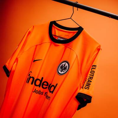 eintracht_frankfurt_24_25_nike_third_kit_e.jpg