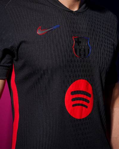 barcelona_24_25_nike_away_kit_d.jpg