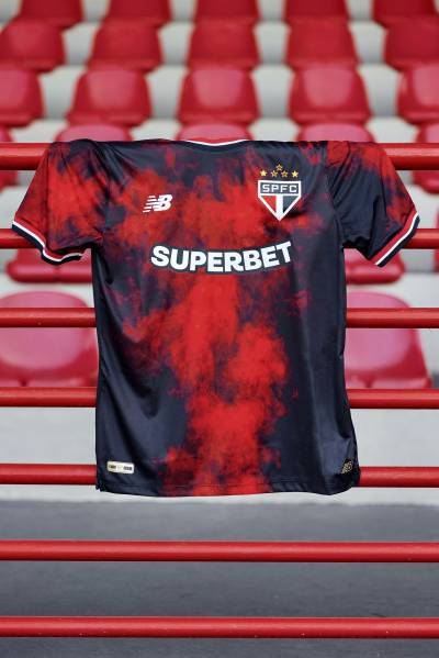 sao_paulo_24_25_new_balance_third_kit_f.jpeg