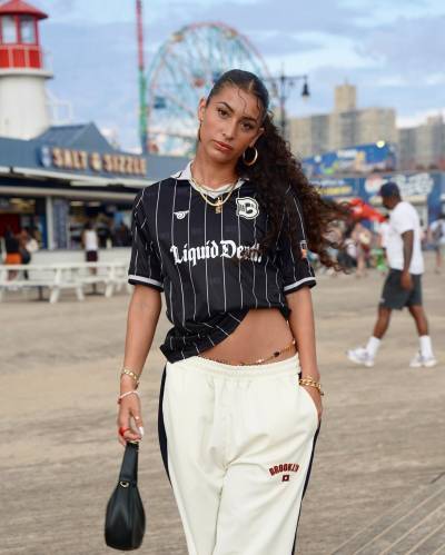 brooklyn_fc_24_25_diaza_wmns_home_kit_d.jpg