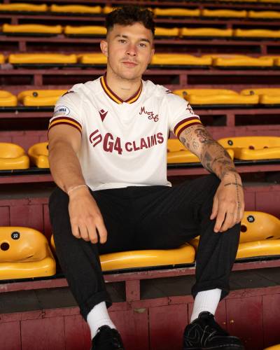 motherwell_24_25_macron_third_kit_c.jpg