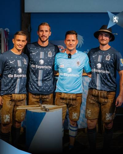 1860_munich_24_25_nike_oktoberfest_shirt_1.jpg