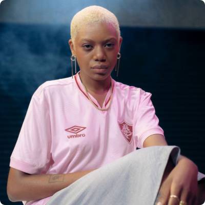 umbro_femama_2024_pink_october_shirts_f1.jpg