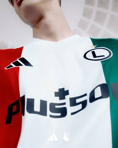 legia_warszawa_24_25_adidas_fourth_kit_5.jpg