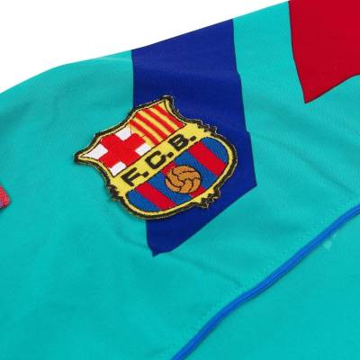 Barcelona_1992_95_Kappa_Away_Shirt_3.jpg