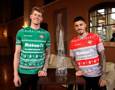 us_cremonese_2024_acerbis_christmas_shirt_c.jpeg