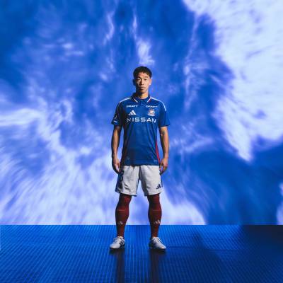 yokohama_f_marinos_2025_adidas_home_kit_a.jpeg