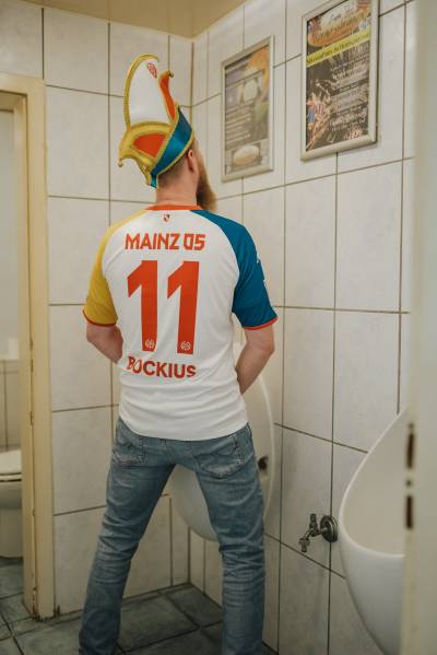 mainz_05_2023_carnival_shirt_h.jpeg