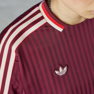 fc_bayern_2025_adidas_terrace_icons_jersey_d1.jpg