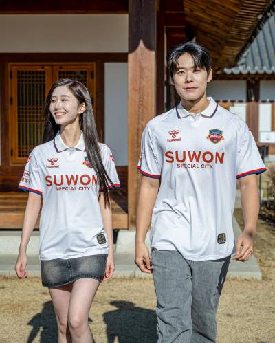 suwon_fc_2025_hummel_away_kit_f.jpg