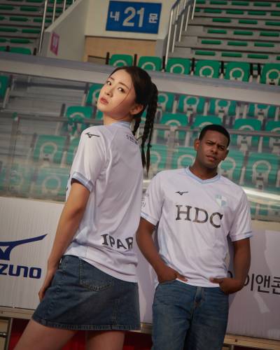 busan_ipark_2025_mizuno_away_kit_f.jpg