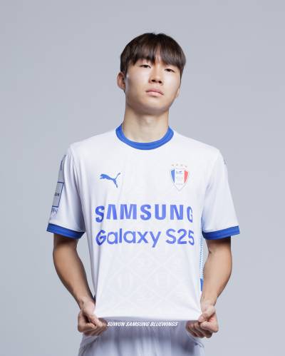 suwon_samsung_bluewings_2025_puma_away_kit_f.jpg