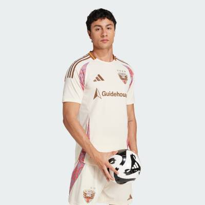 dc_united_2025_26_adidas_away_kit_c1.jpg