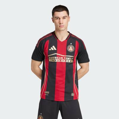 Atlanta_United_2025_26_adidas_home_kit_a1.jpg