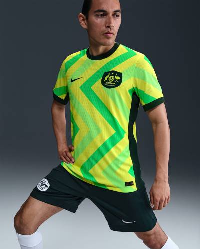 australia_2025_nike_home_kit_1.jpeg