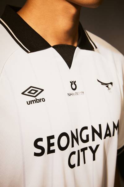 seongnam_2025_umbro_away_kit_d.jpg