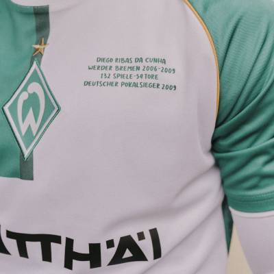 werder_bremen_2025_hummel_obrigado_diego_jersey_d.jpg