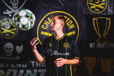 charleston_battery_2025_hummel_home_kit_b.jpg