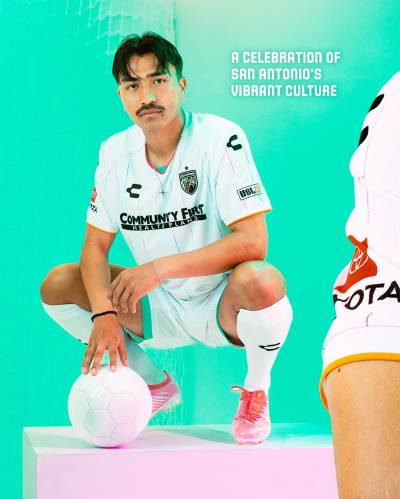 san_antonio_2025_charly_away_kit_a2.jpeg