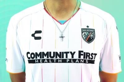 san_antonio_2025_charly_away_kit_e.jpeg