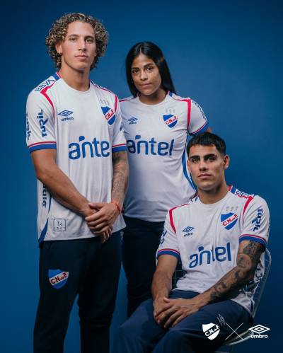 club_nacional_2025_26_umbro_home_kit_a.jpg