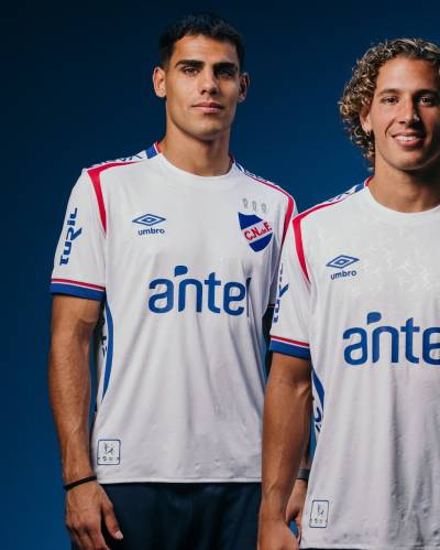 club_nacional_2025_26_umbro_home_kit_e.jpg