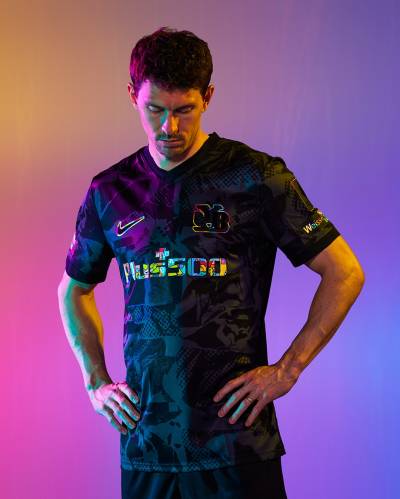 young_boys_24_25_nike_ybforeveryone_shirt_c.jpg
