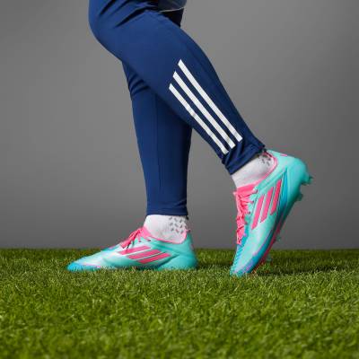 adidas_f50_elite_messi_fg_flash_aqua_lucid_pink_lucid_cyan_e1.jpg