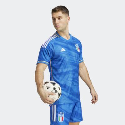 italy_2023_home_kit_d.jpg