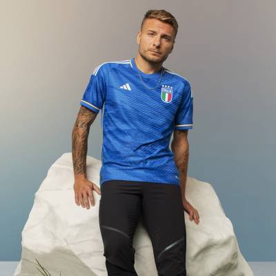 italy_2023_home_kit_j.jpeg