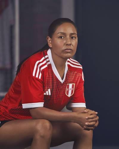 peru_2023_away_kit_e.jpeg