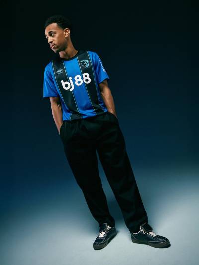 bournemouth_25_26_umbro_away_kit_b.jpg