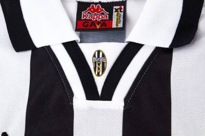 juventus_1994_95_kappa_home_shirt_5.jpg