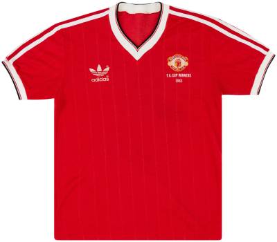 manchester_united_1983_fa_cup_winners_home_shirt_1.jpg