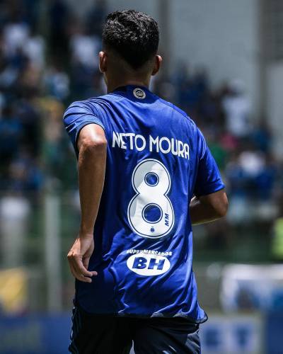 cruzeiro_2023_2024_home_kit_f.jpeg