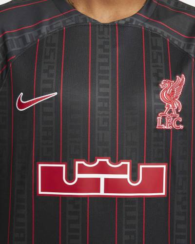 lebron_liverpool_football_shirt_4.jpeg