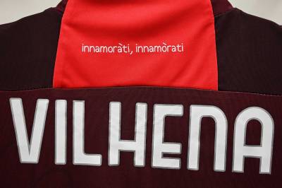 salernitana_2023_valentine_day_shirt_6.jpg