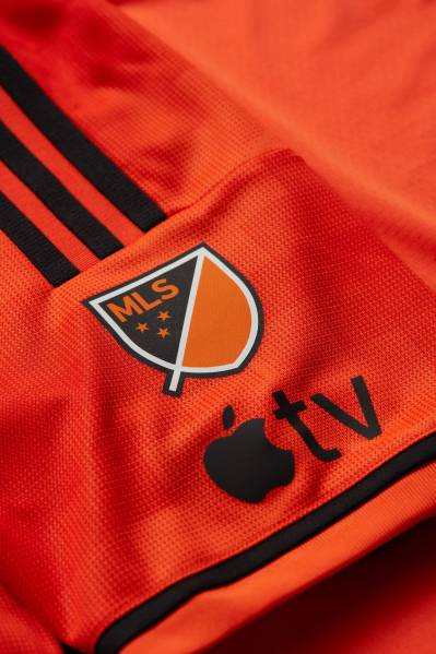 houston_dynamo_2023_2024_adidas_home_kit_f.jpg