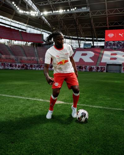 rb_leipzig_26_27_puma_away_kit_5.jpg