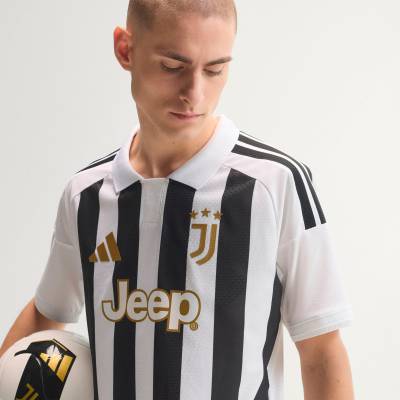 juventus_26_27_adidas_home_kit_02.jpg